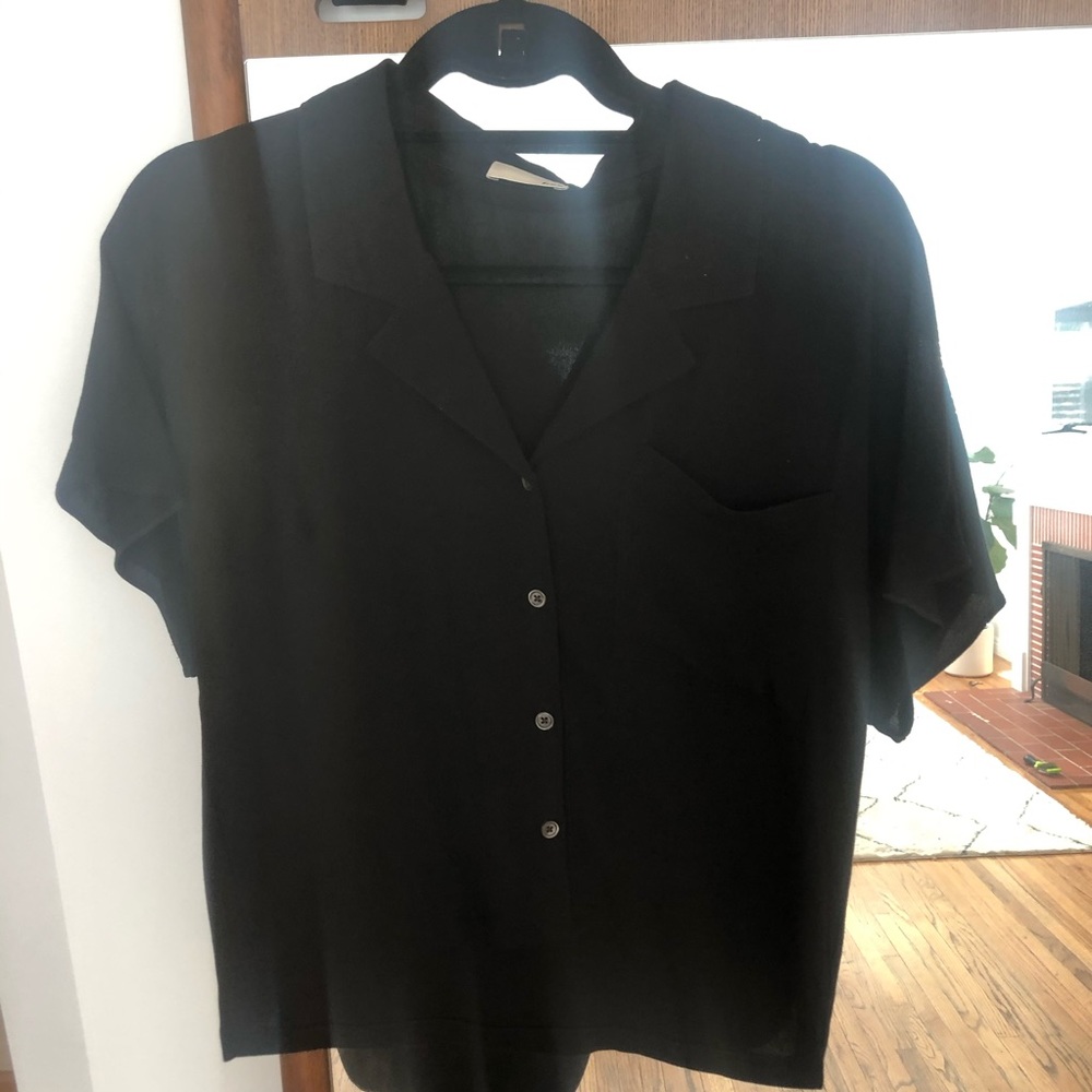 COPY - Aritzia Wilfred free shawna blouse black